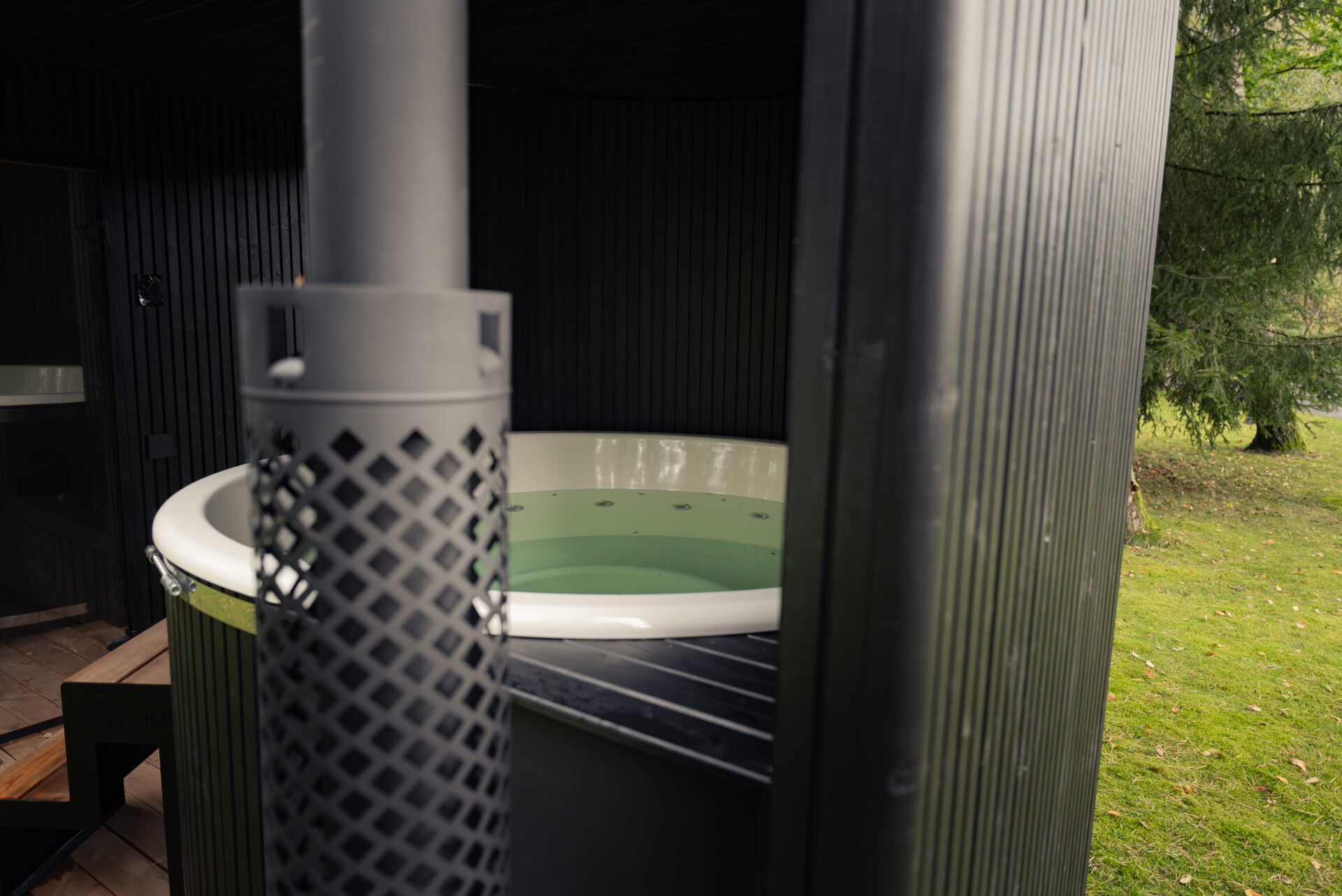 Celsium Tauras 2×1 sauna and hot tub designed for relaxed outdoor wellness